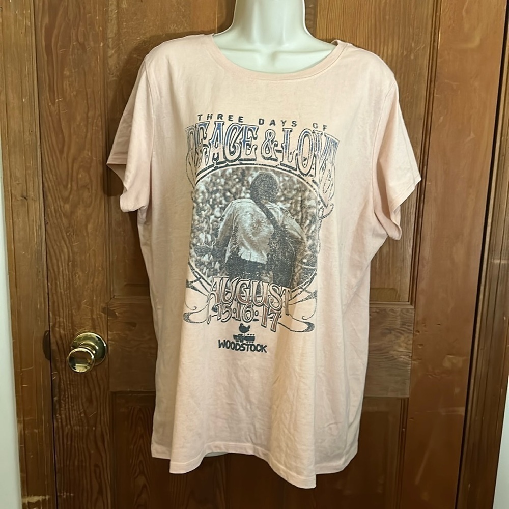 Woodstock 3 Days of Peace and Love Peach Shirt Size XL
